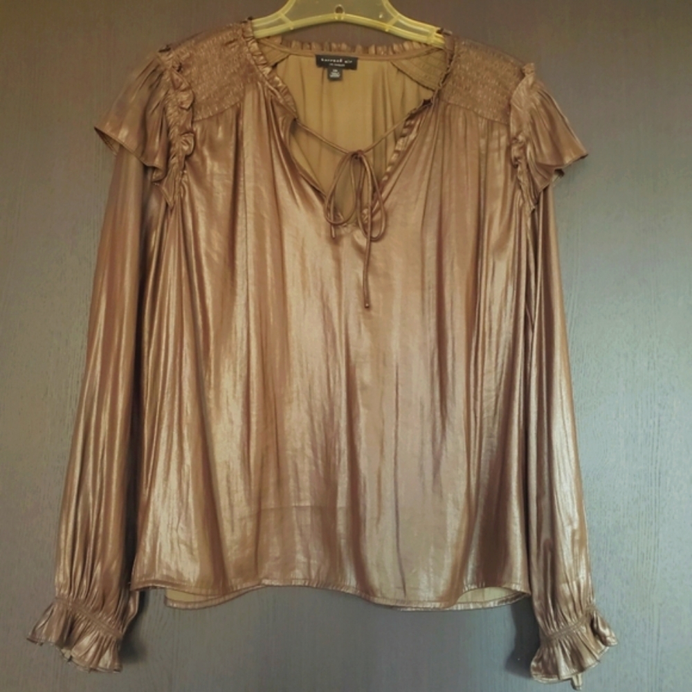Current Air Ruffled Long sleeve blouse metallic olive green